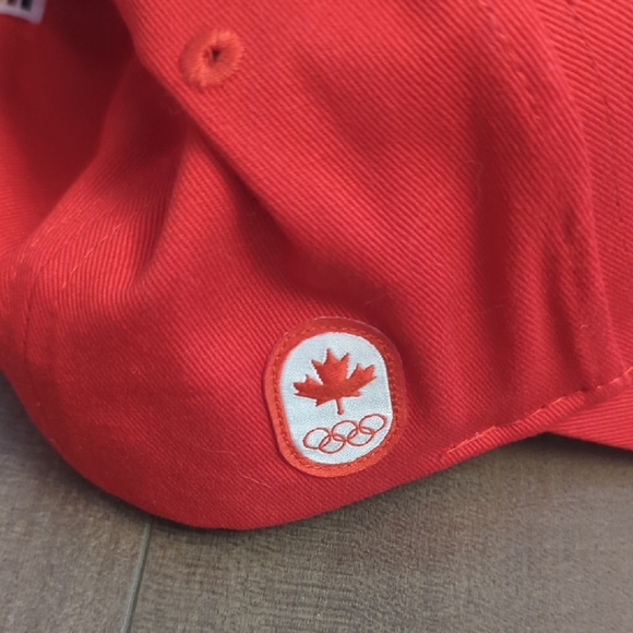 Red Canada Baseball Cap - Picture 2 of 9